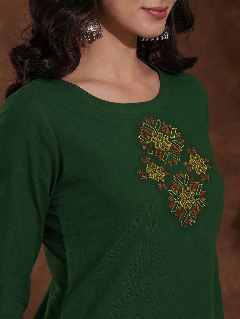 women solid with work round neck kurta pant set  - 22300567 -  Standard Image - 6