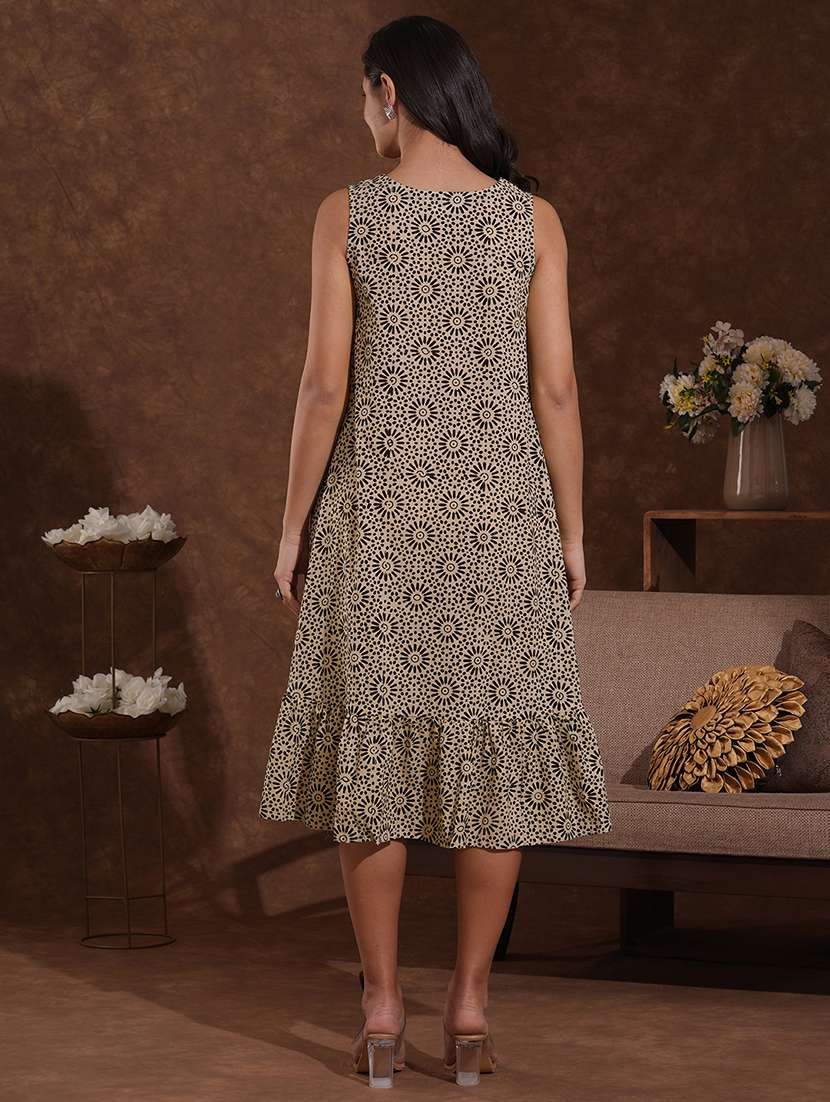 women printed sleeveless tiered dress with pocket - 22300571 -  Standard Image - 4