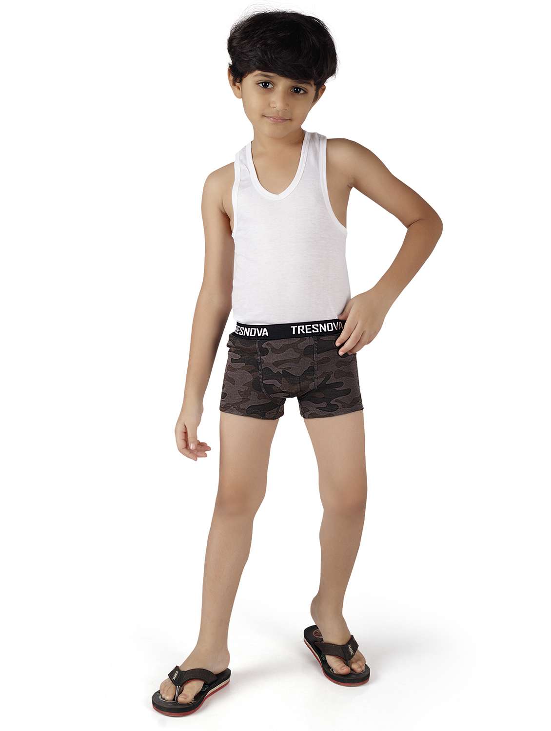 boys pack of 3 printed briefs - 22301646 -  Standard Image - 4