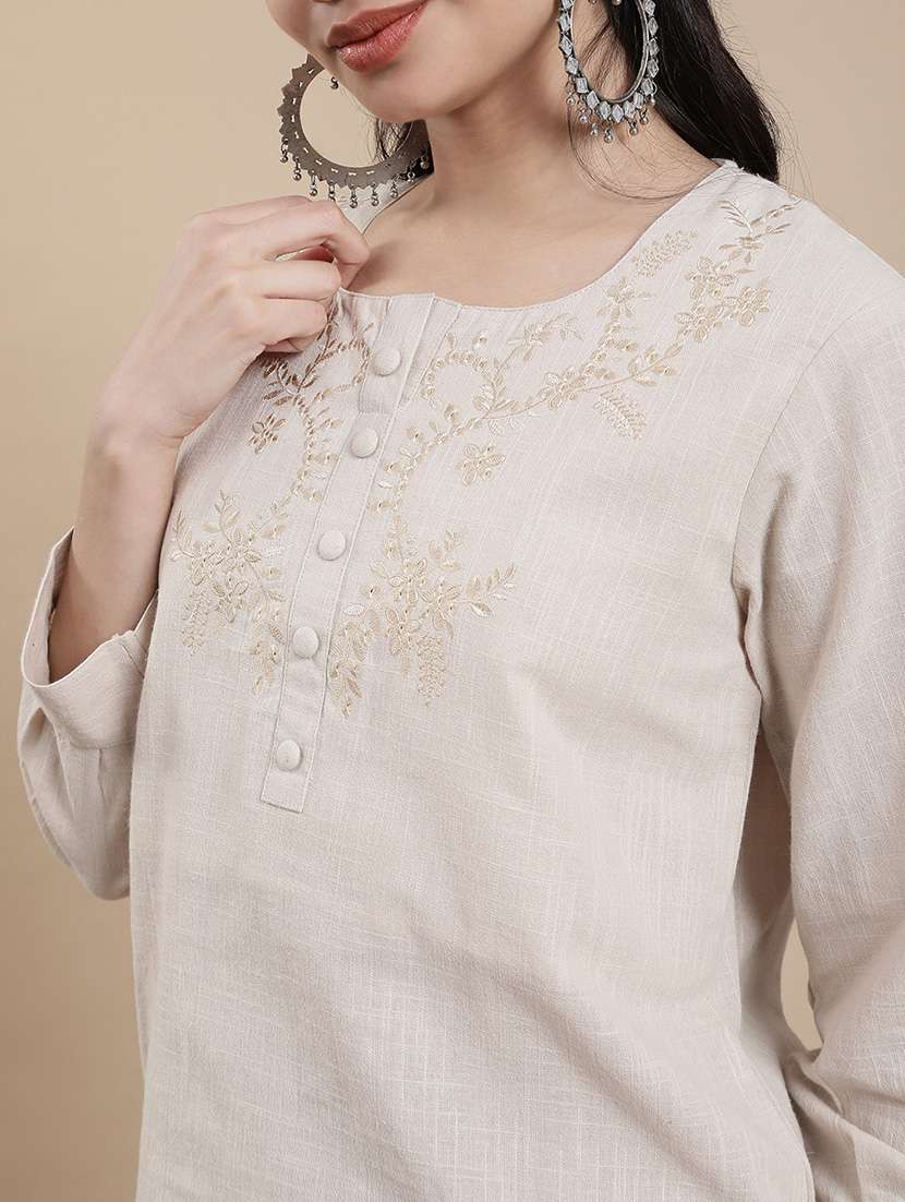women embroidered long sleeve straight kurti - 22301822 -  Standard Image - 4