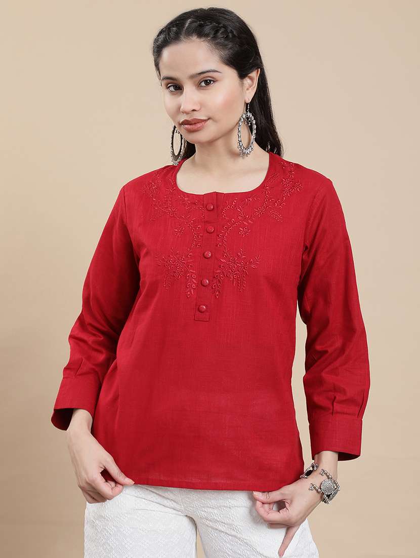 women embroidered long sleeve straight kurti