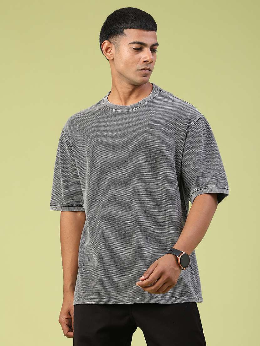men self design short sleeve loose fit t-shirt - 22302295 -  Standard Image - 1