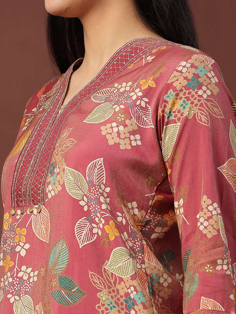 women floral three quarter sleeve kurta pant set - 22302530 -  Standard Image - 4
