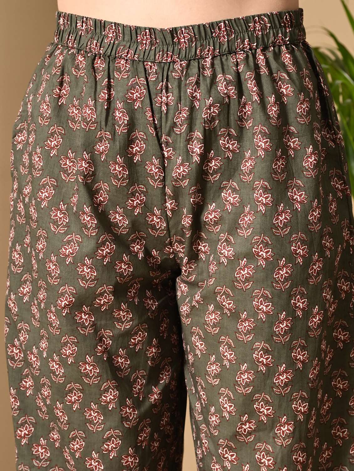 women floral printed three quarter sleeve kurta salwar with dupatta set - 22303173 -  Standard Image - 6