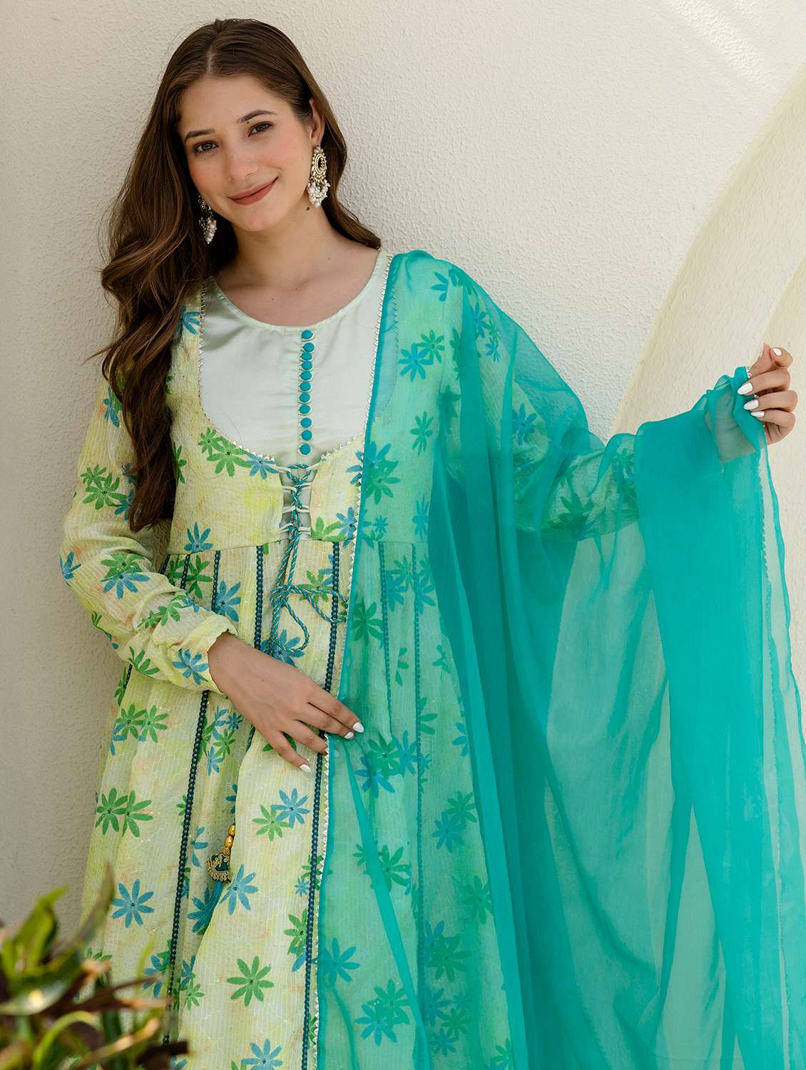 women floral long sleeve kurta churidaar with dupatta set - 22303177 -  Standard Image - 6