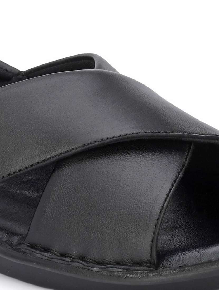 men solid close back sandal - 22303524 -  Standard Image - 4