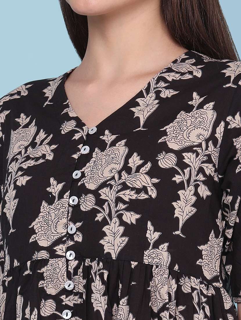 women printed short sleeves tiered dress - 22304214 -  Standard Image - 1