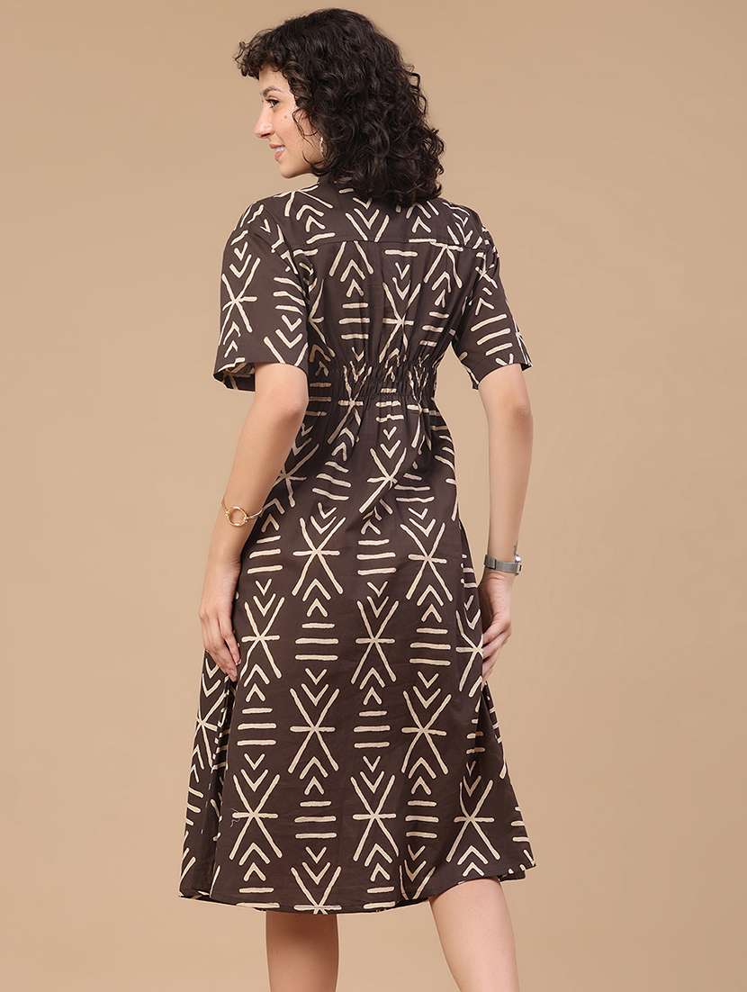 women printed short sleeves a-line dress - 22304216 -  Standard Image - 4