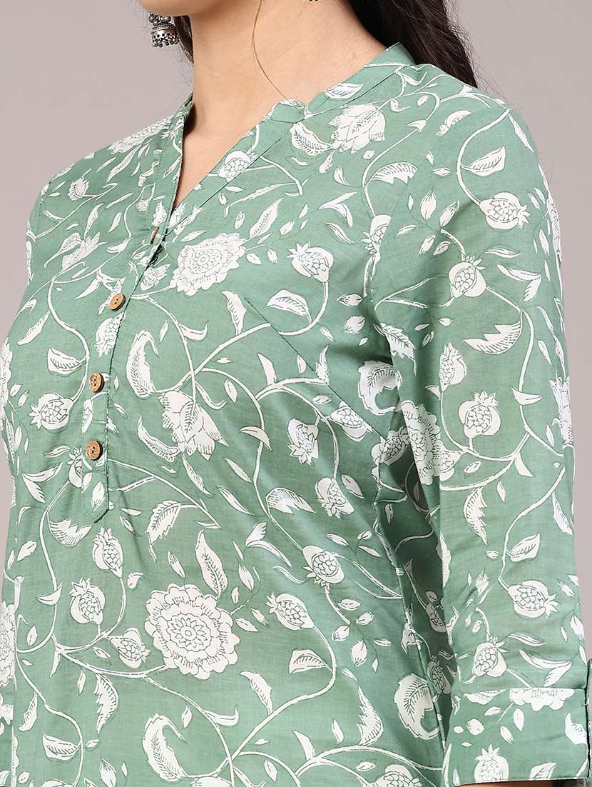women floral three quarter sleeve straight kurta - 22304273 -  Standard Image - 1