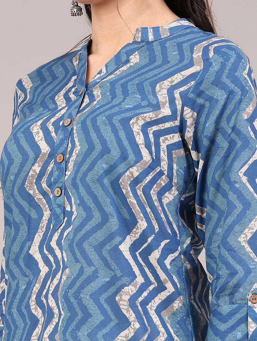 women printed three quarter sleeve straight kurta - 22304275 -  Standard Image - 1