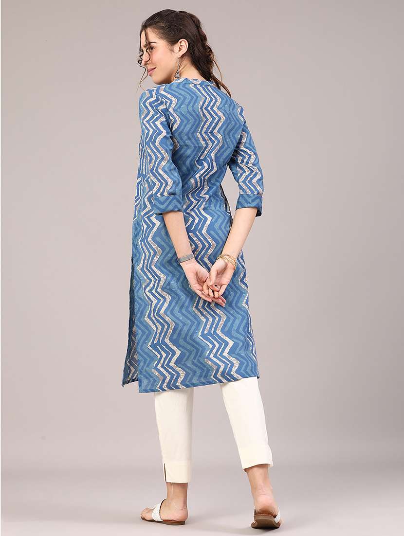 women printed three quarter sleeve straight kurta - 22304275 -  Standard Image - 4