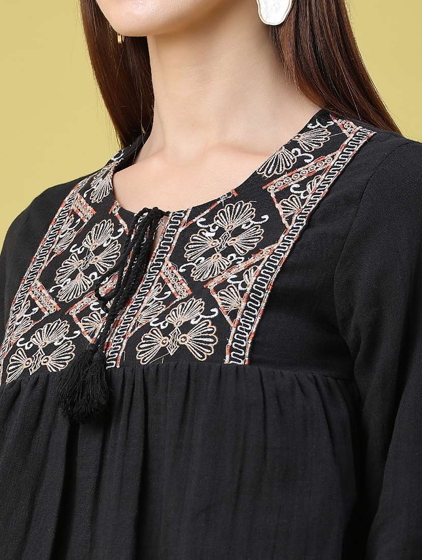 women embroidere dthree quarter sleeves a-line top - 22304735 -  Standard Image - 1