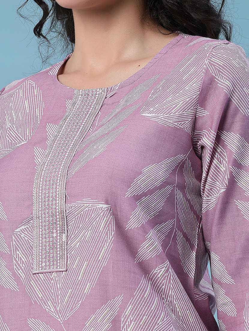 Women Printed Three Quarter Sleeves Kurta Pant Set With Dupatta - 22304777 -  Standard Image - 1