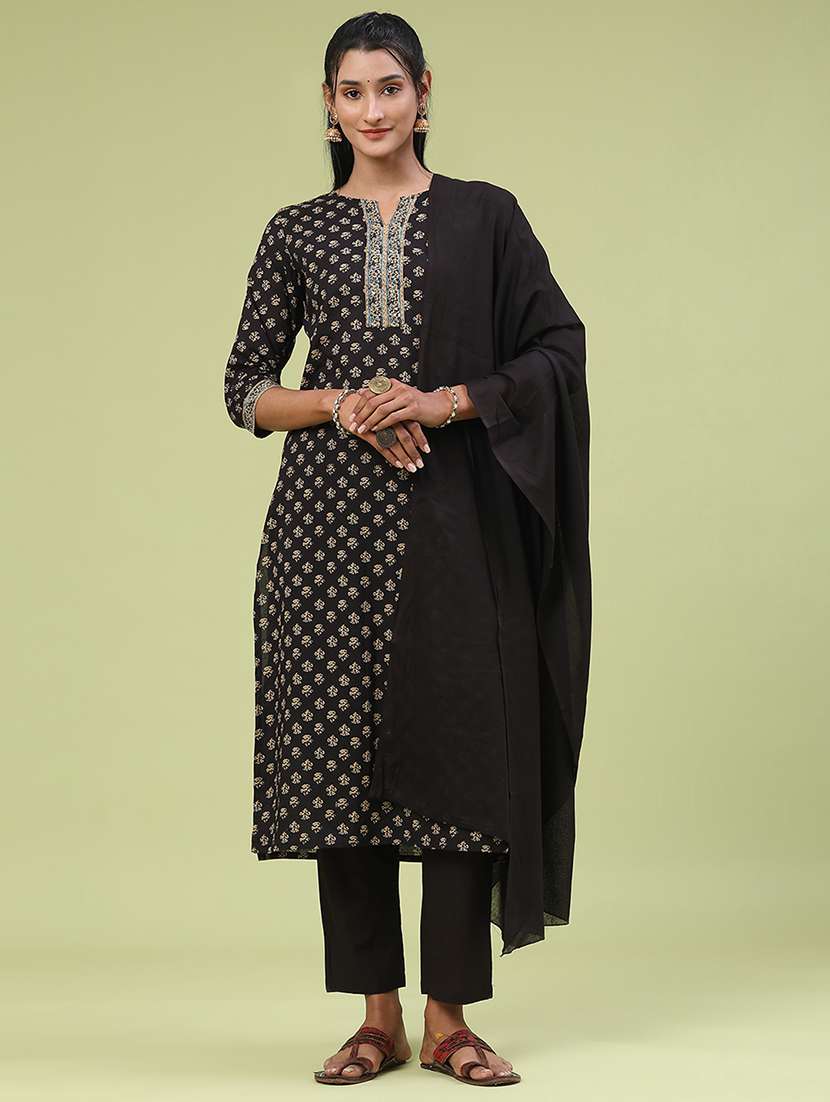 women printed three quarter sleeve kurta pant with dupatta set - 22304780 -  Standard Image - 1