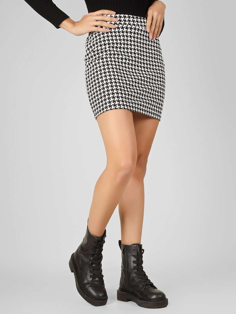 women printed high rise skirt with attached shorts - 22305752 -  Standard Image - 1