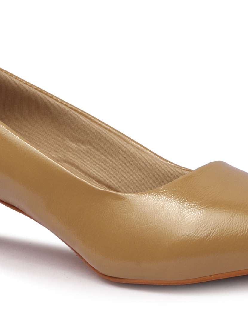 women solid slip on pump - 22307585 -  Standard Image - 4