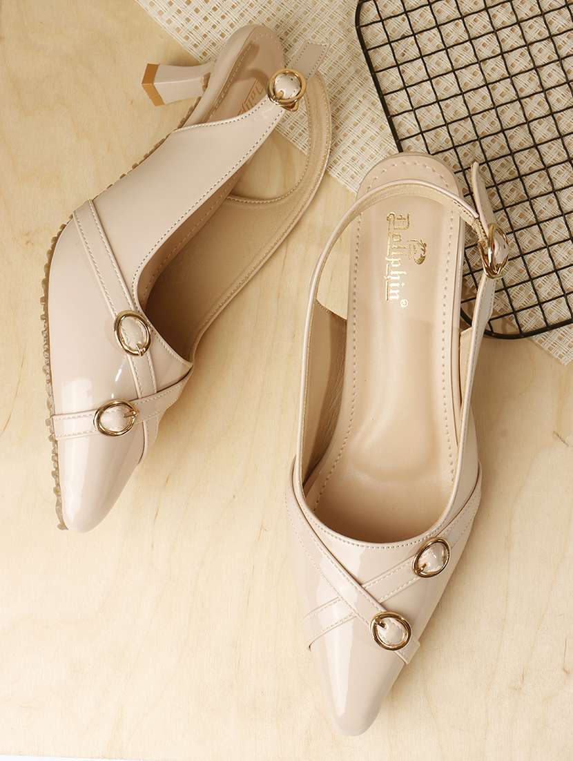 women solid back strap sandal