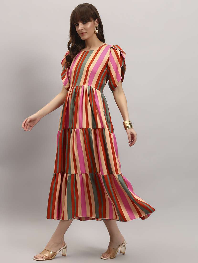 women printed short sleeve tiered dress - 22307709 -  Standard Image - 1