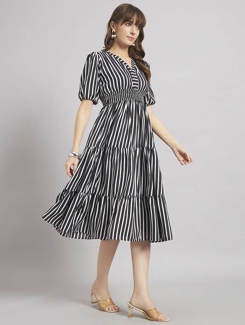 women printed puff sleeve tiered dress