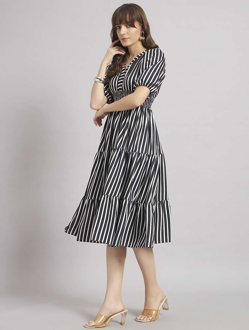 women printed puff sleeve tiered dress - 22308295 -  Standard Image - 1