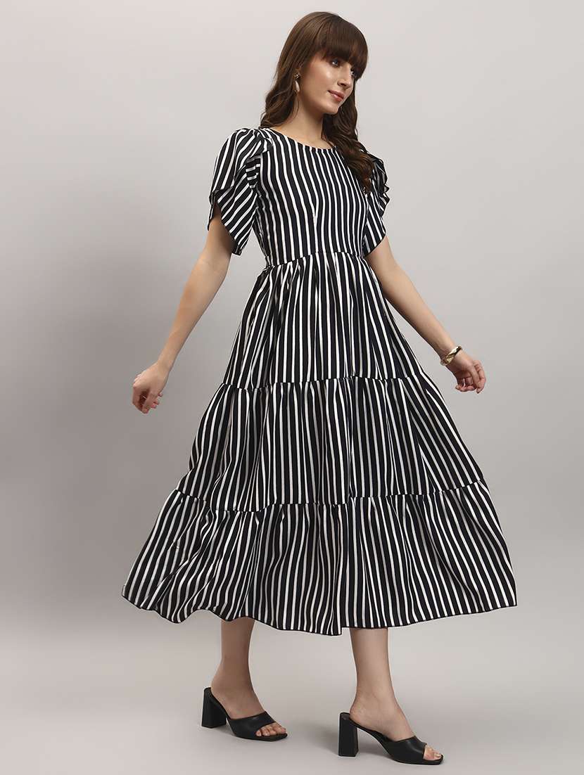 women striped tulip sleep tiered dress - 22309403 -  Standard Image - 1