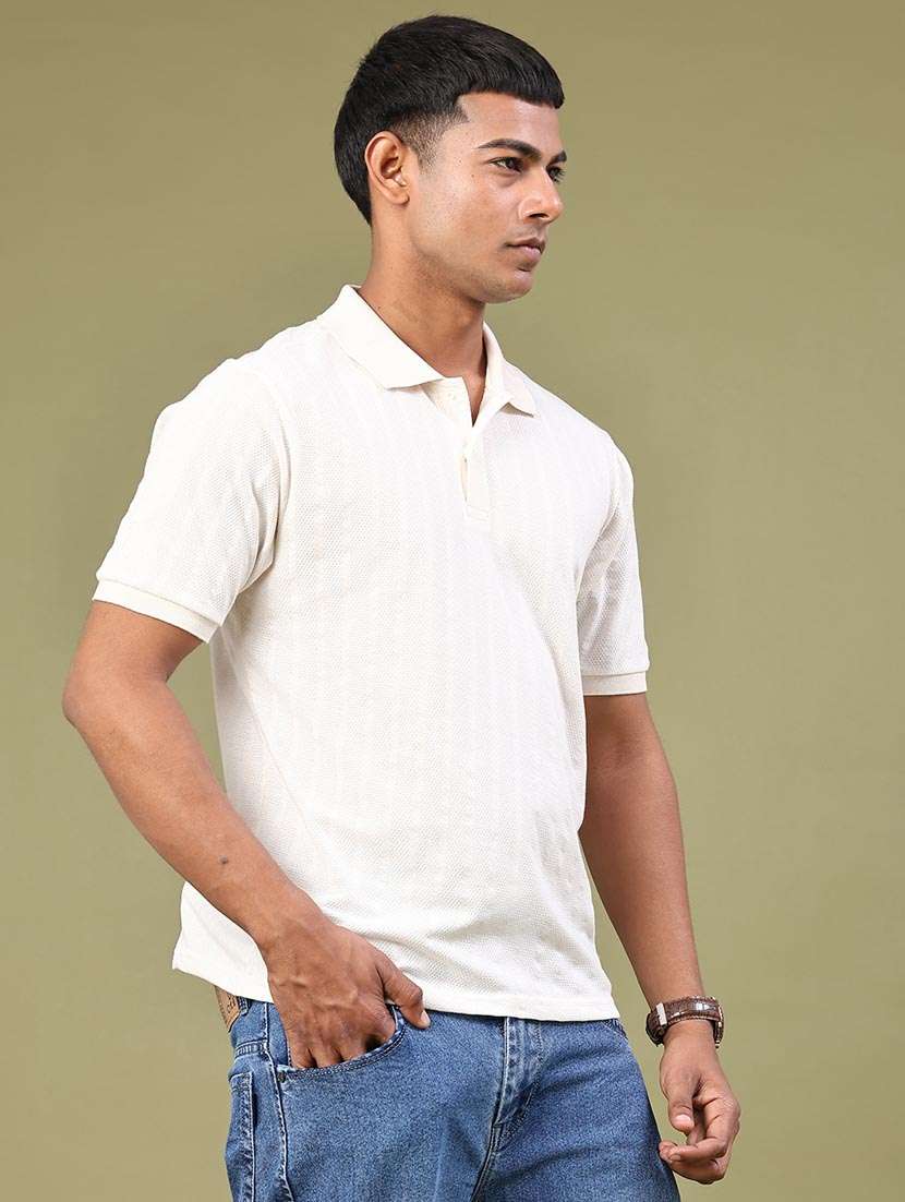 Men Self Design Short Sleeve Regular Fit Polo T-shirt - 22310024 -  Standard Image - 1