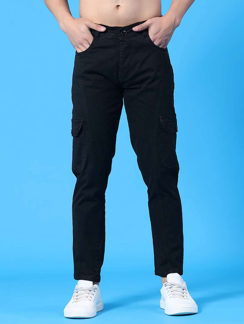 men solid mid rise regular fit cargo 