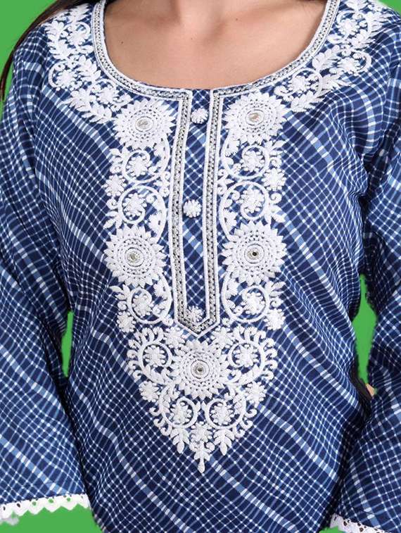 women printed three quarter sleeve straight kurta - 22310893 -  Standard Image - 4