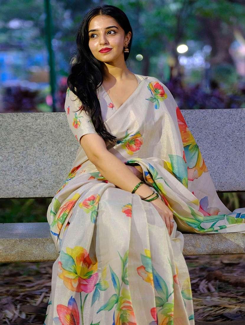 women floral printed saree with blouse - 22312152 -  Standard Image - 4