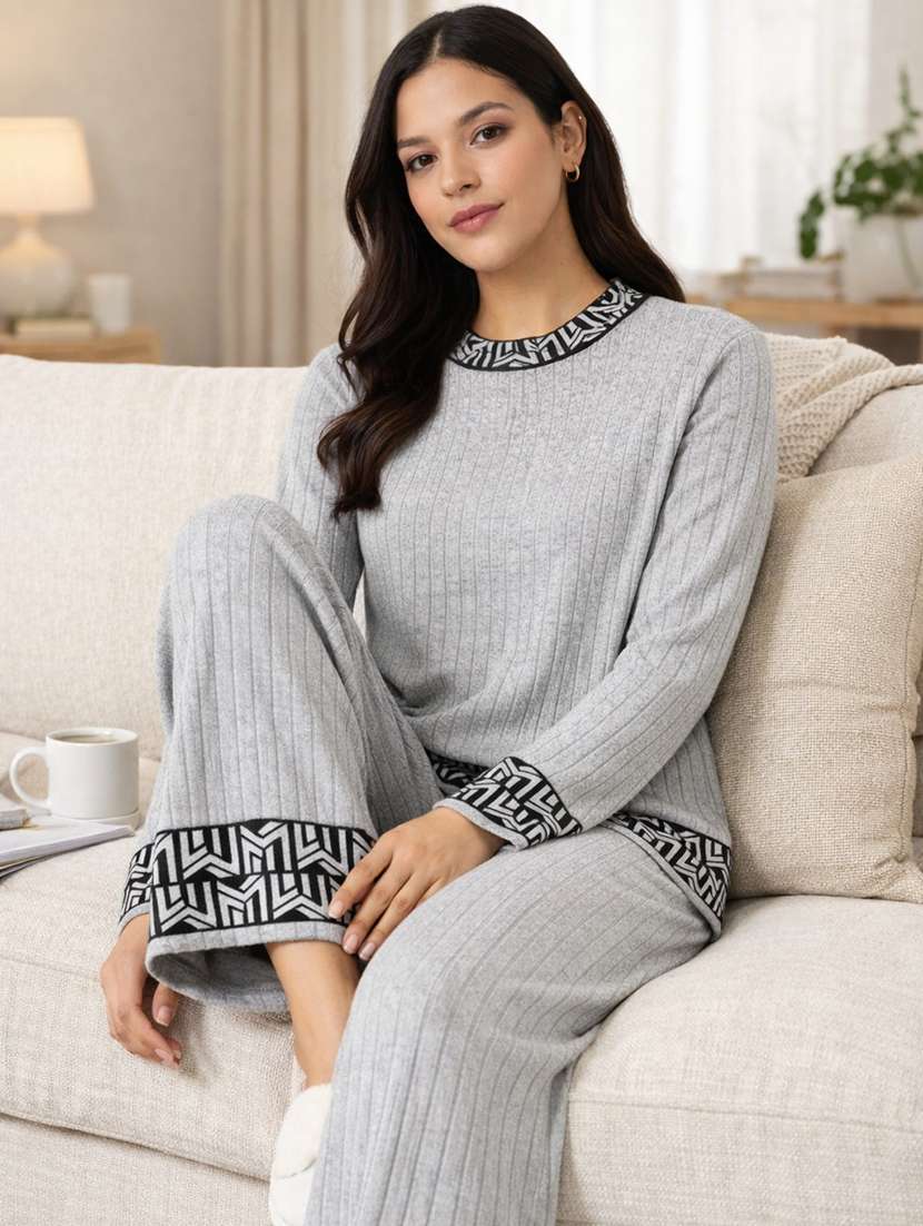 women solid winter wear co-ord set - 22312664 -  Standard Image - 1