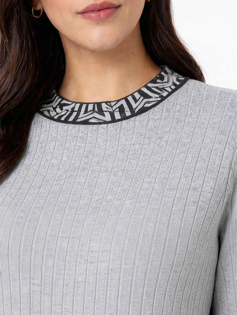 women solid winter wear co-ord set - 22312664 -  Standard Image - 4