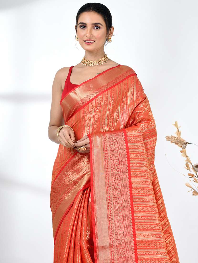 Women Self Design Bordered Saree With Blouse - 22312692 -  Standard Image - 4