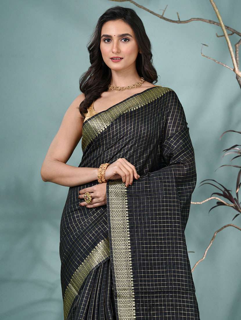 women checkered bordered saree with blouse - 22312709 -  Standard Image - 4