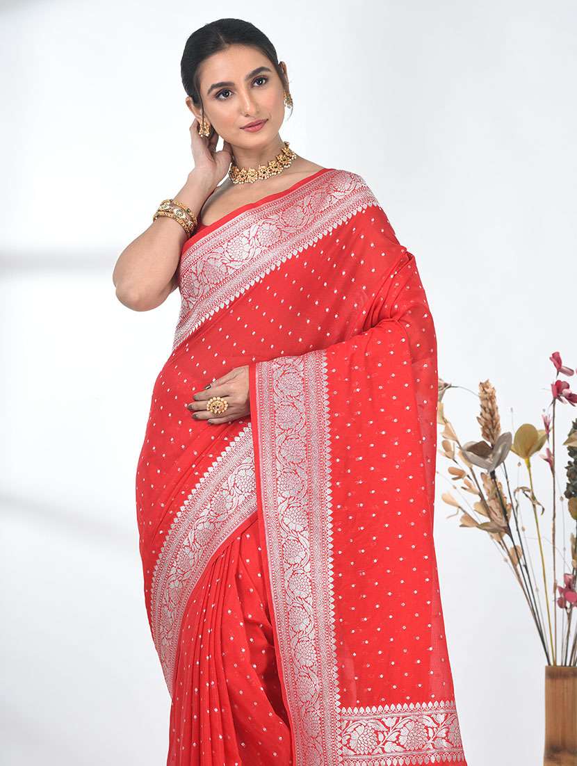 women self design bordered saree with blouse - 22312756 -  Standard Image - 4