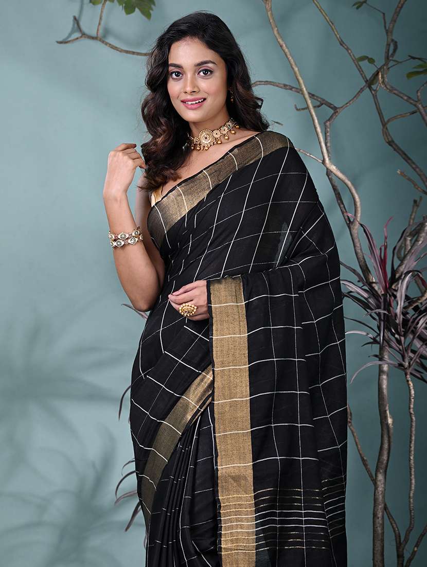 women checkered bordered saree with blouse - 22312836 -  Standard Image - 4