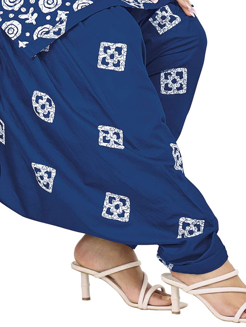 women printed three quarter sleeve kurta salwar with dupatta set - 22312868 -  Standard Image - 4