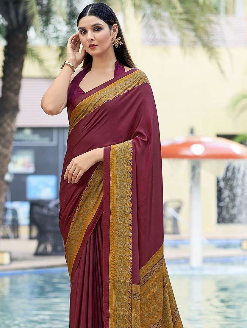 women solid with bordered saree - 22315717 -  Standard Image - 1