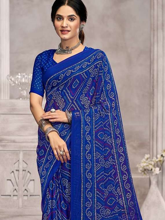 women printed casual wear saree with blouse - 22315746 -  Standard Image - 1