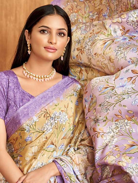 women printed casual wear saree with blouse - 22315792 -  Standard Image - 1