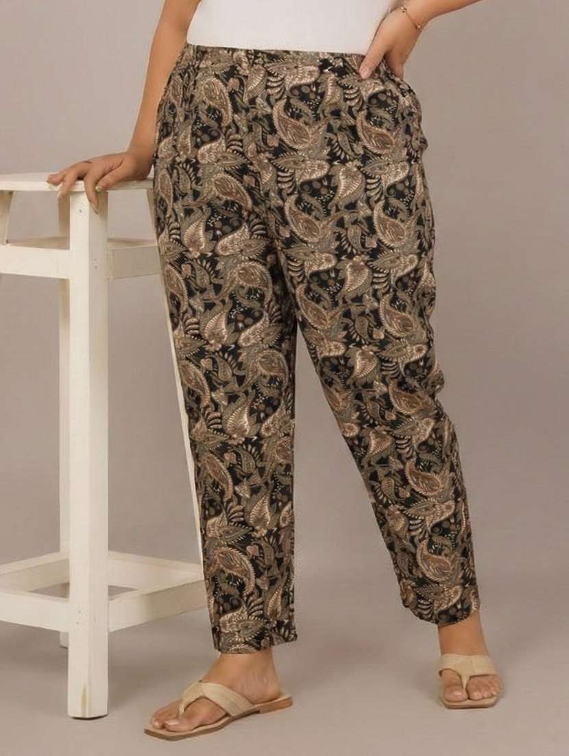 women printed mid rise straight trouser