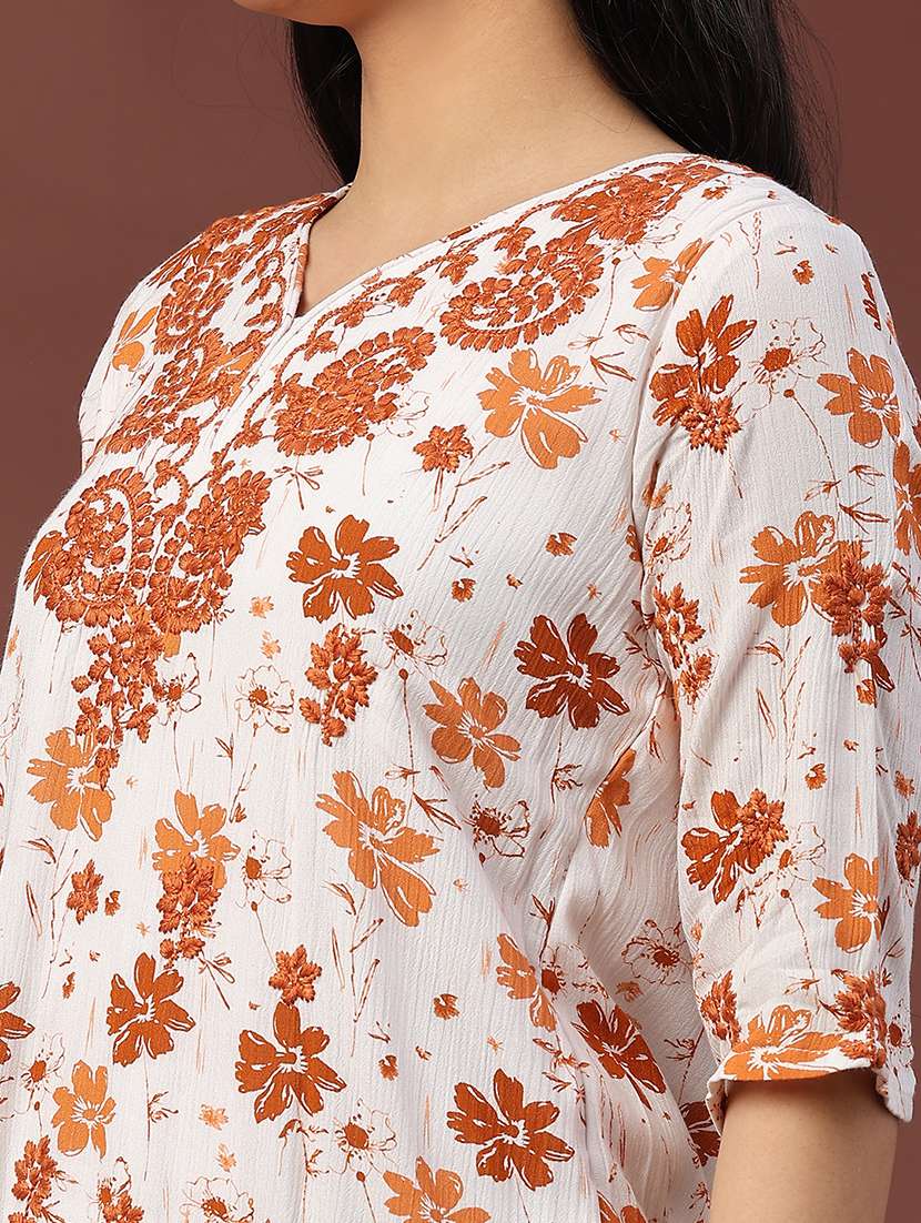 women floral three quarter sleeve straight kurti - 22316407 -  Standard Image - 1