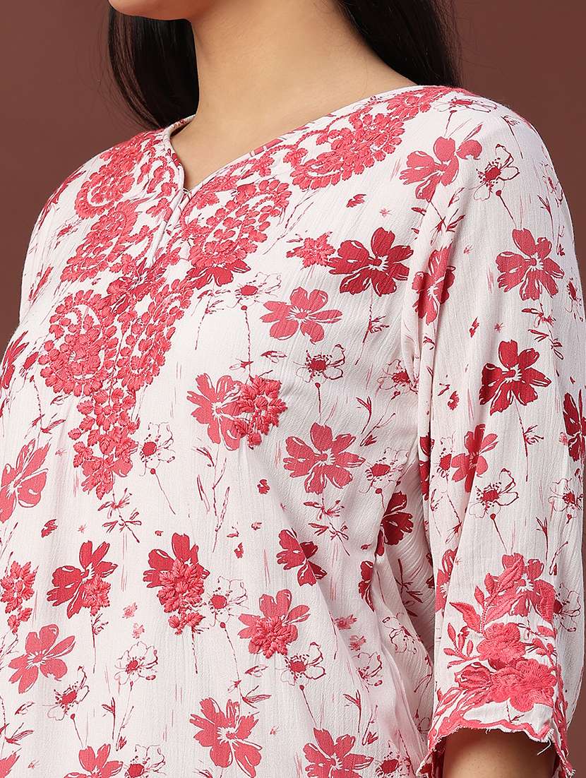 women floral three quarter sleeve straight kurti - 22316408 -  Standard Image - 1