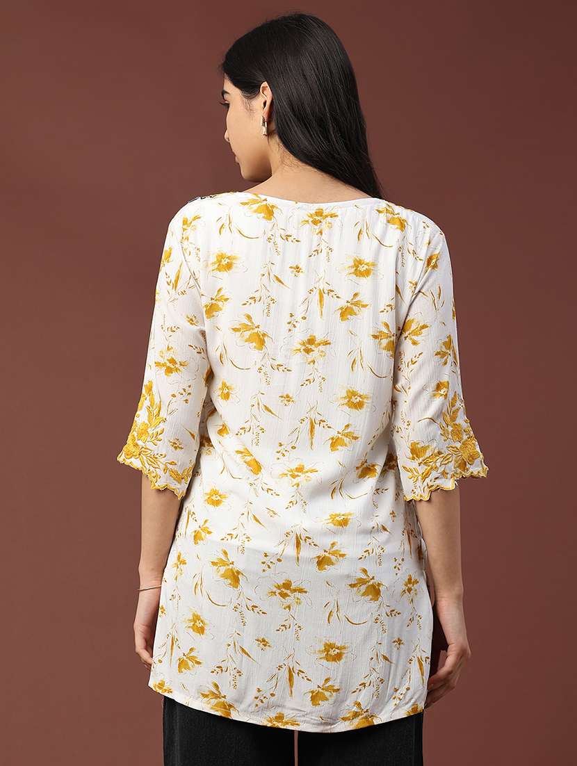 women floral three quarter sleeve straight kurti - 22316411 -  Standard Image - 4