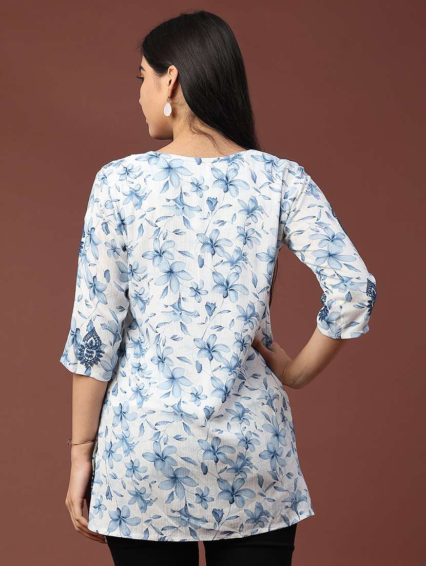 women floral three quarter sleeve straight kurti - 22316442 -  Standard Image - 4