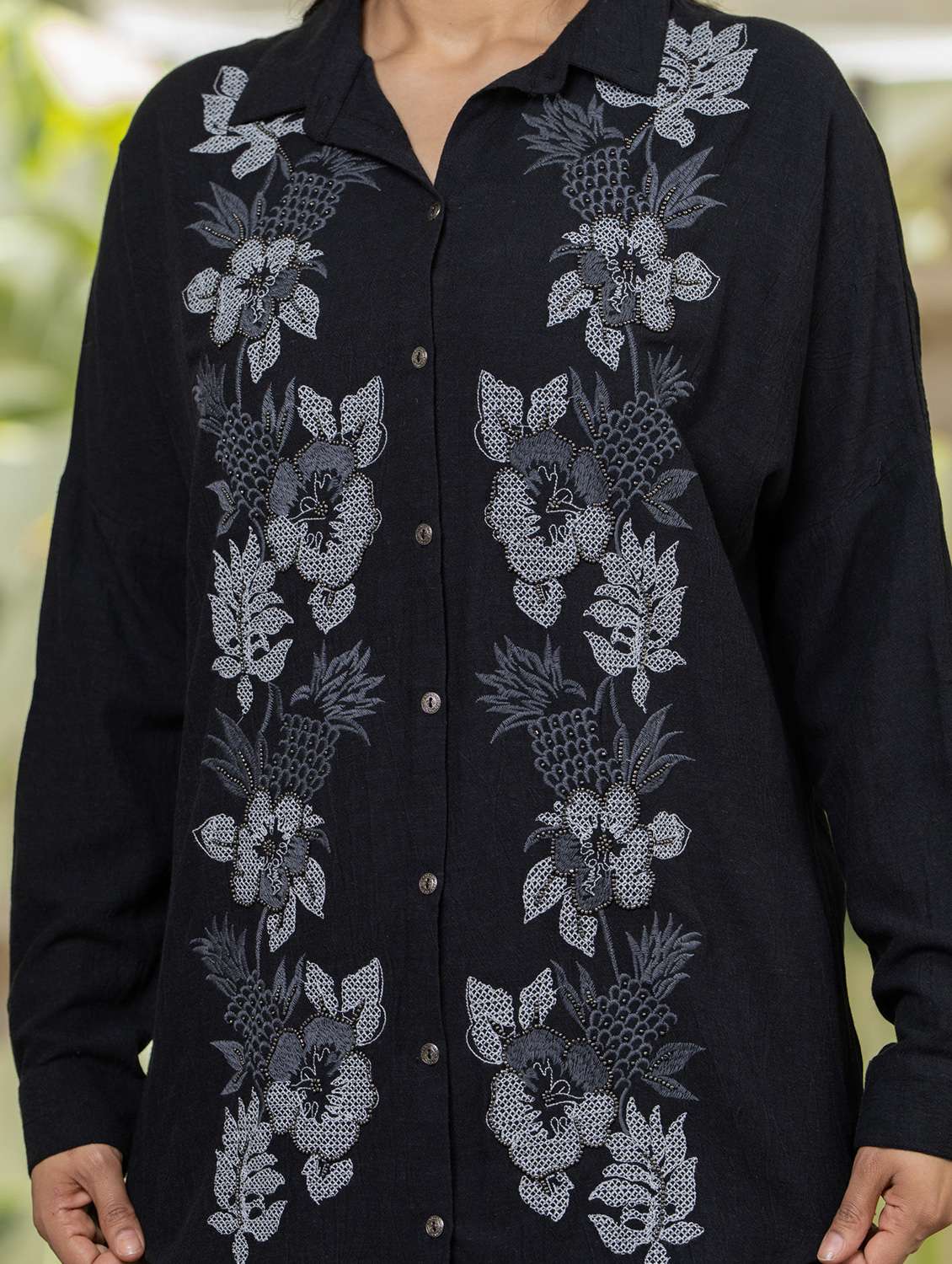 women black kurta pant set - 22316814 -  Standard Image - 4