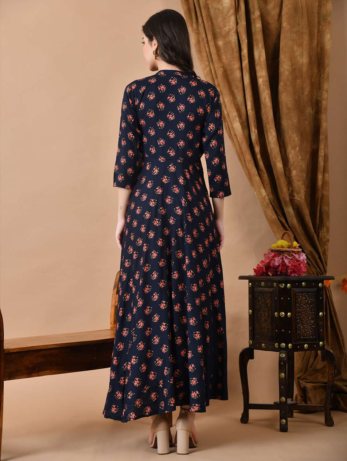 women floral three quarter sleeve ethnic dress - 22316895 -  Standard Image - 4