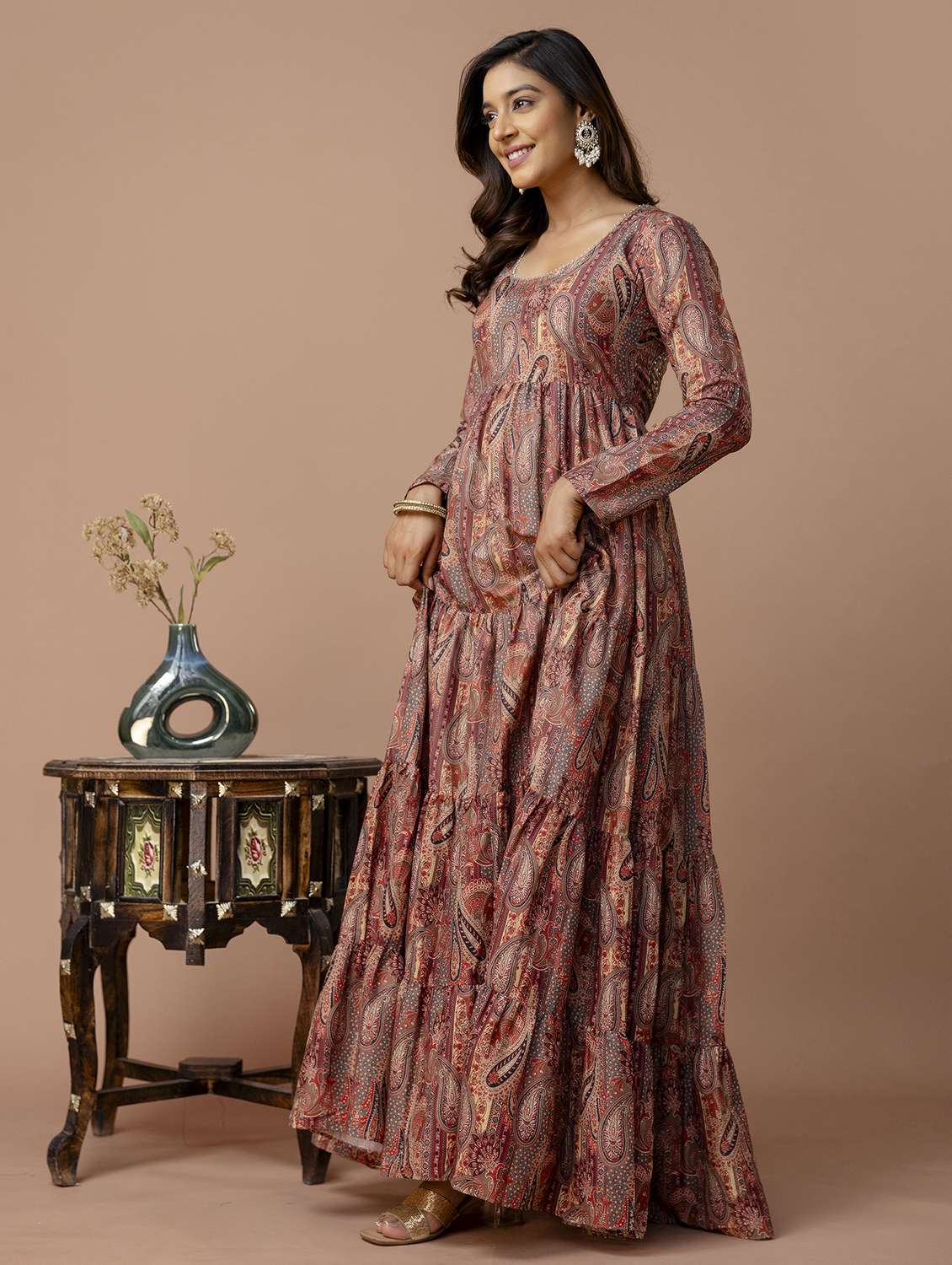 women paisley printed long sleeve ethnic dress - 22316904 -  Standard Image - 4
