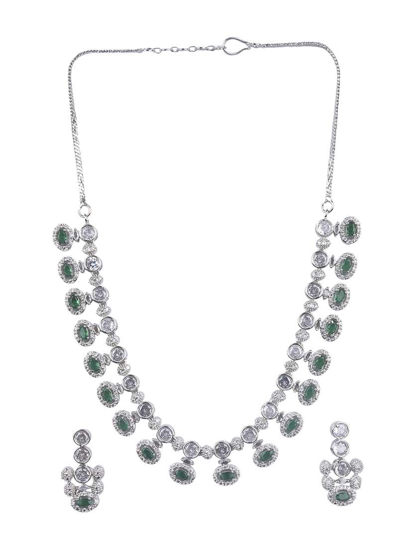 trendy green ad necklace set - 22316907 -  Standard Image - 1