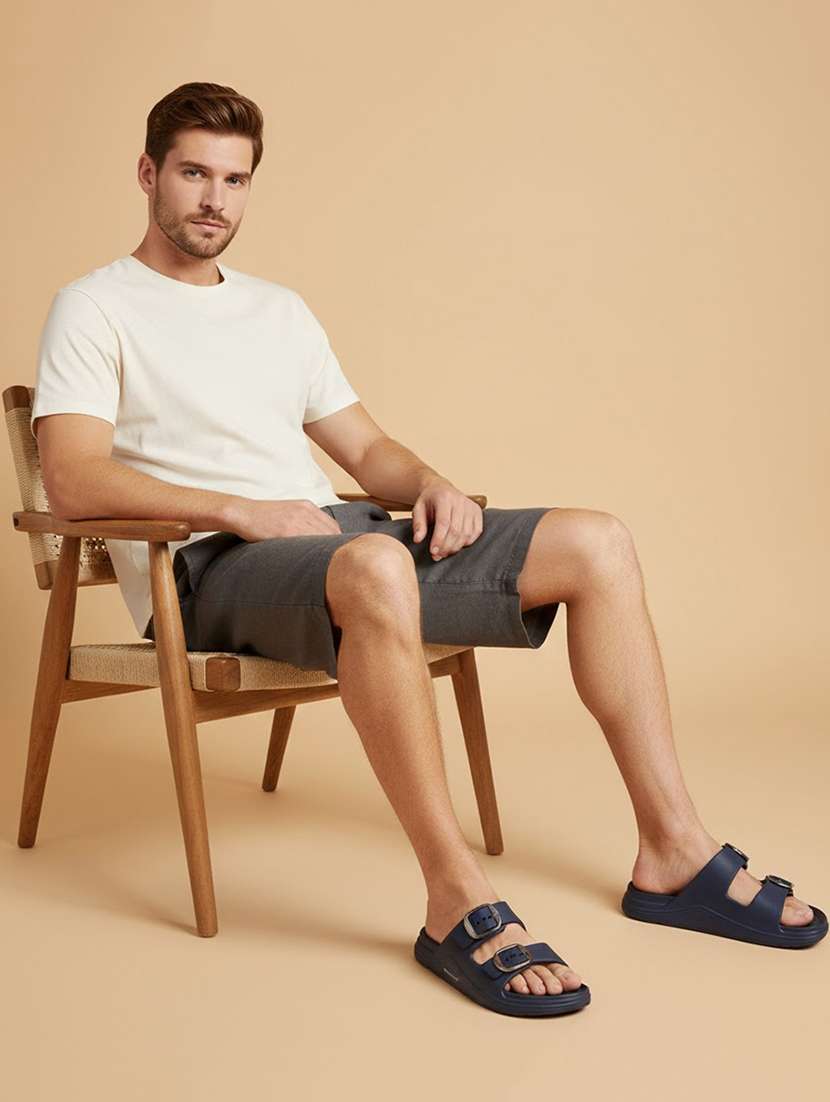 men solid slip on slider - 22317002 -  Standard Image - 4