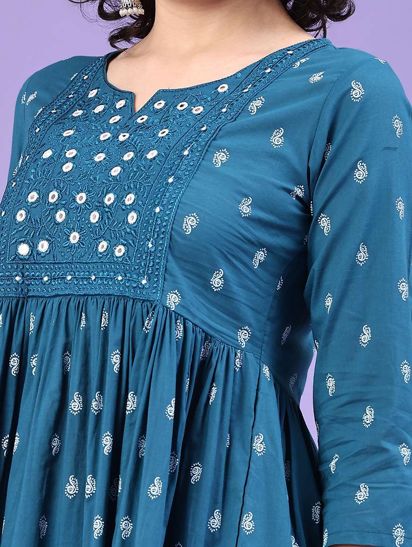 women printed three quarter sleeve kurta pant set - 22317381 -  Standard Image - 1